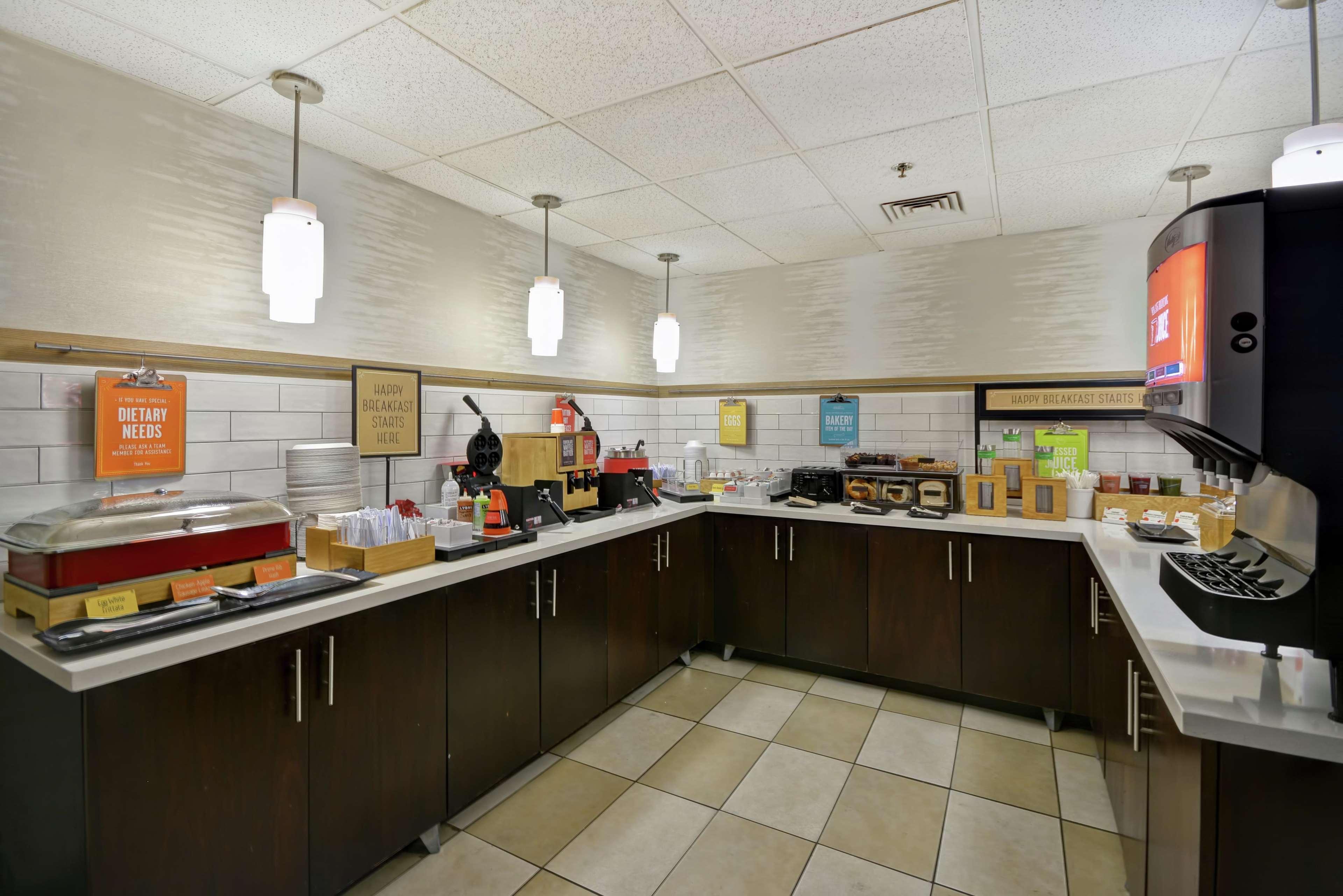 Hampton Inn Detroit Madison Heights South Troy Bagian luar foto