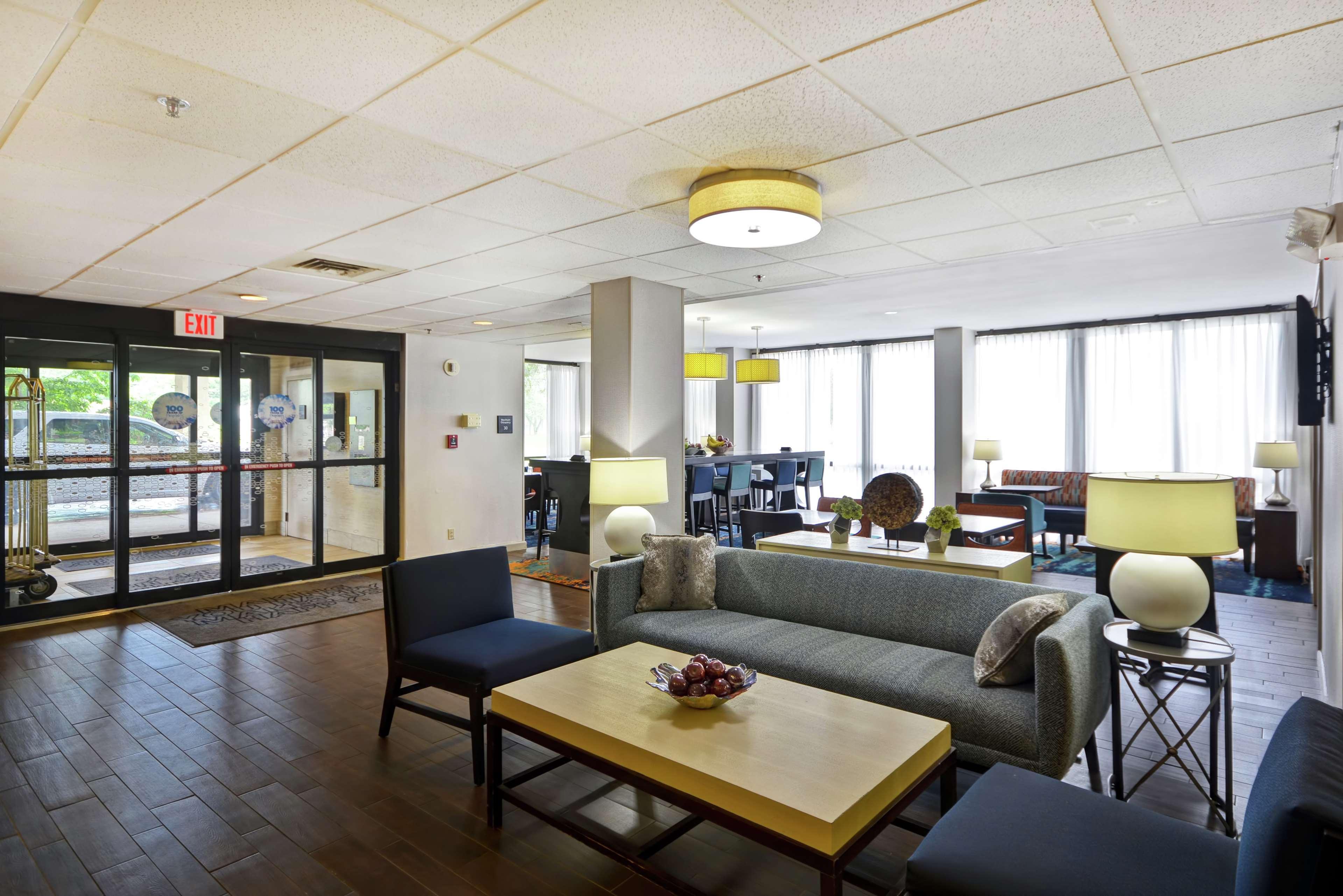 Hampton Inn Detroit Madison Heights South Troy Bagian luar foto