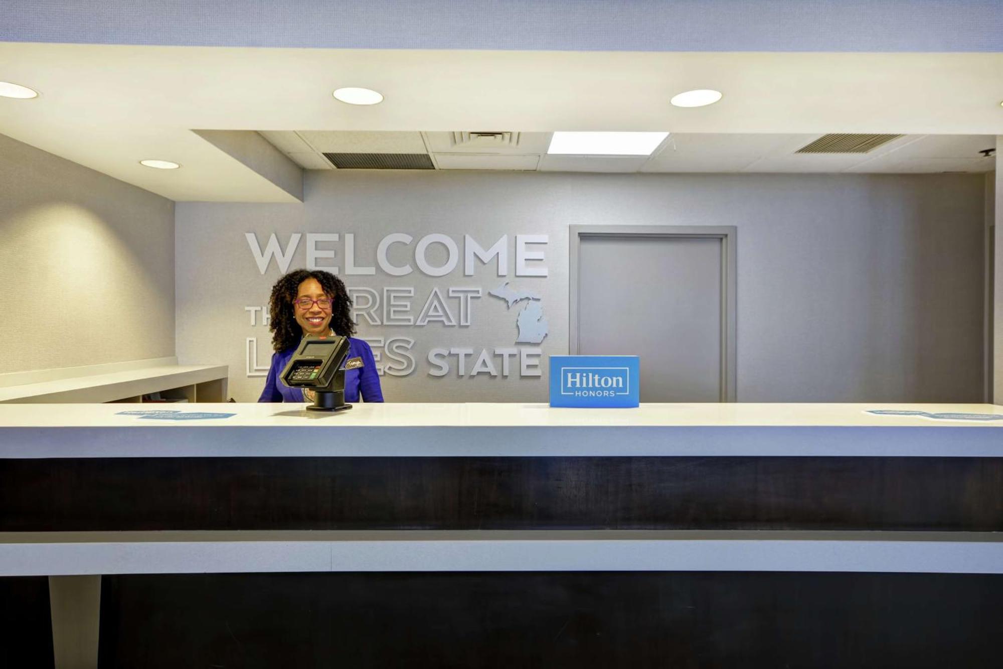 Hampton Inn Detroit Madison Heights South Troy Bagian luar foto