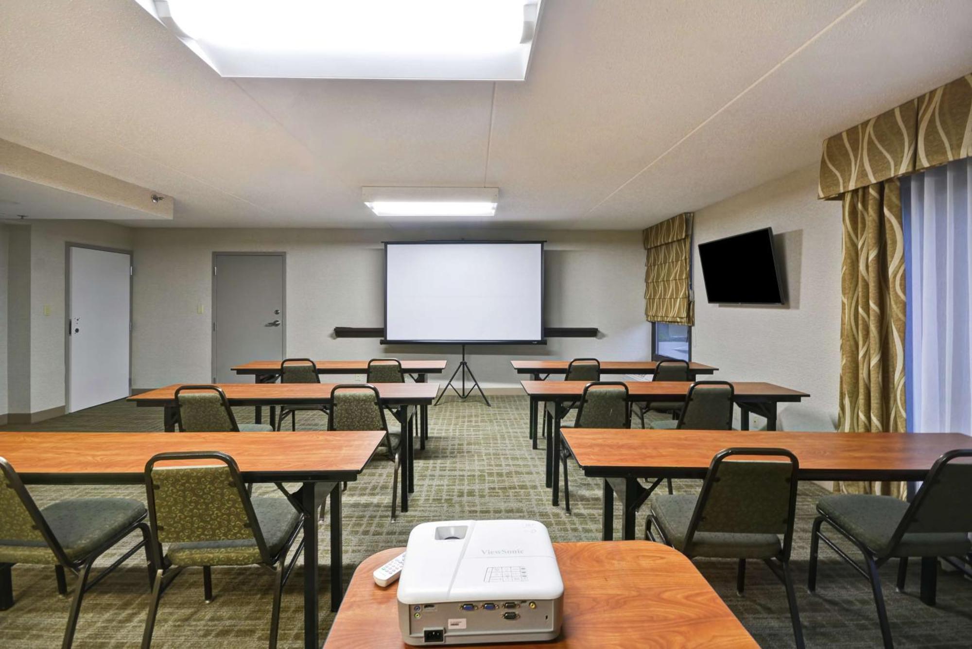 Hampton Inn Detroit Madison Heights South Troy Bagian luar foto