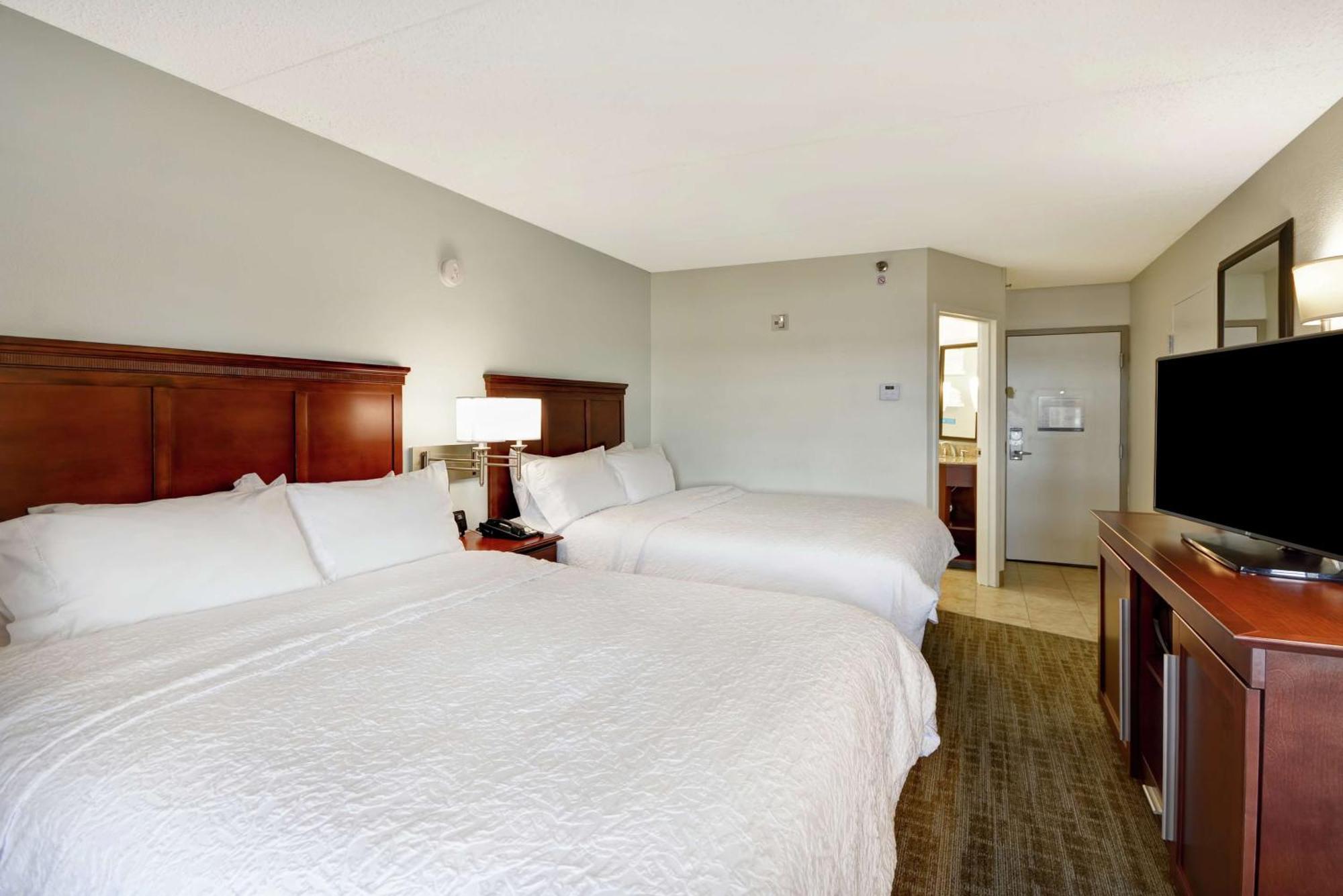 Hampton Inn Detroit Madison Heights South Troy Bagian luar foto