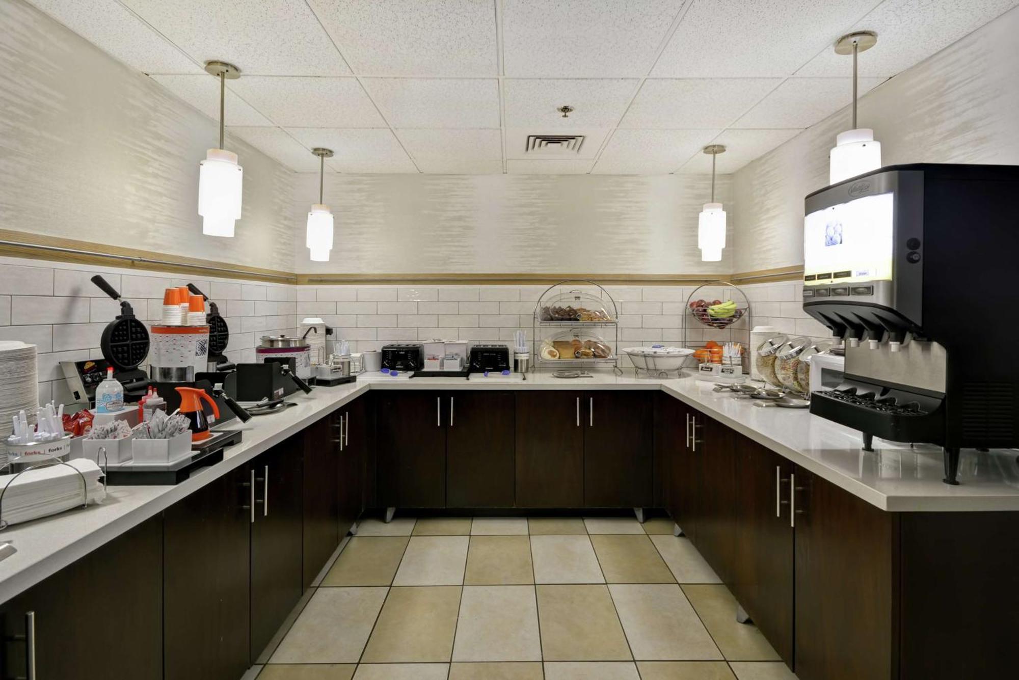 Hampton Inn Detroit Madison Heights South Troy Bagian luar foto