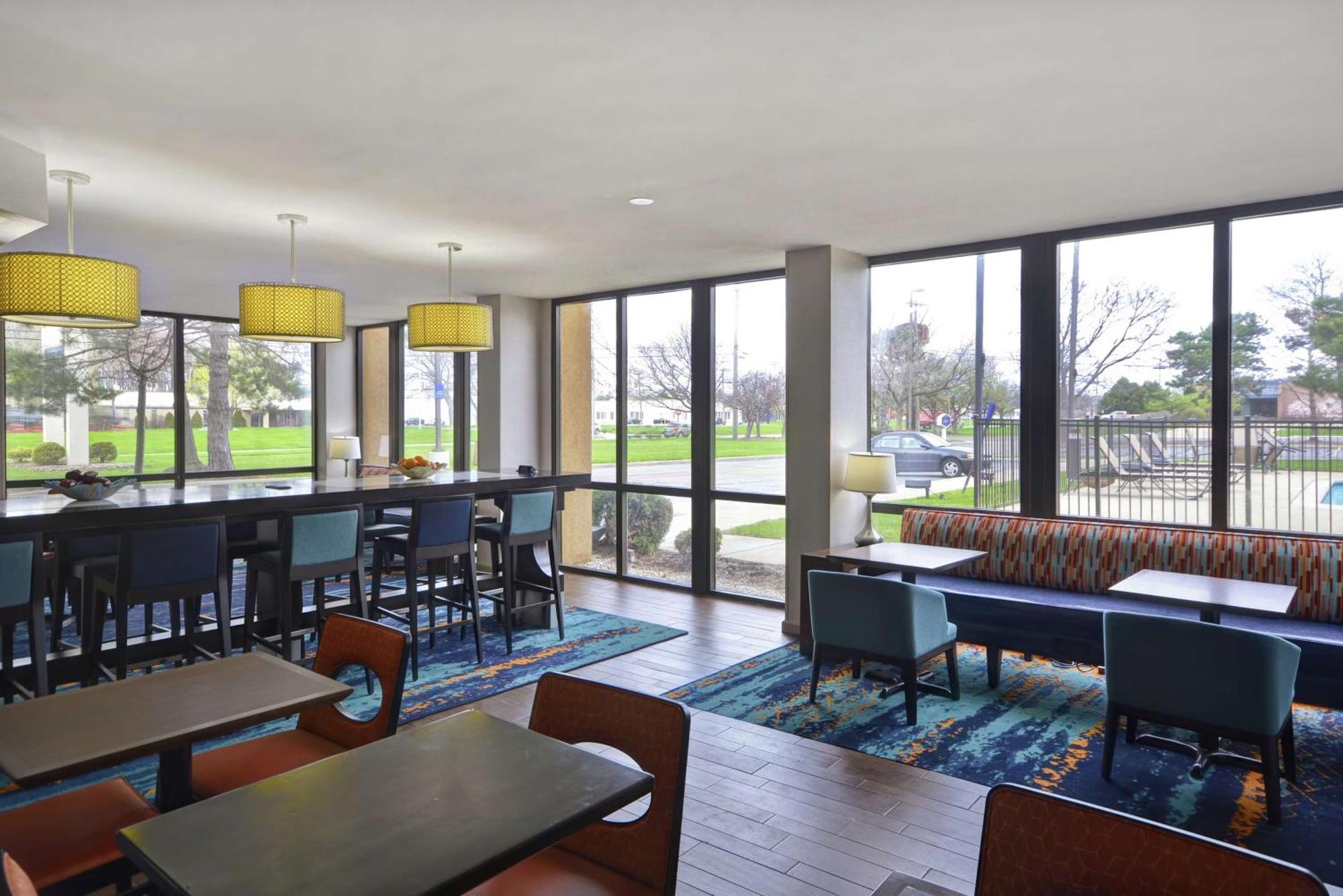 Hampton Inn Detroit Madison Heights South Troy Bagian luar foto