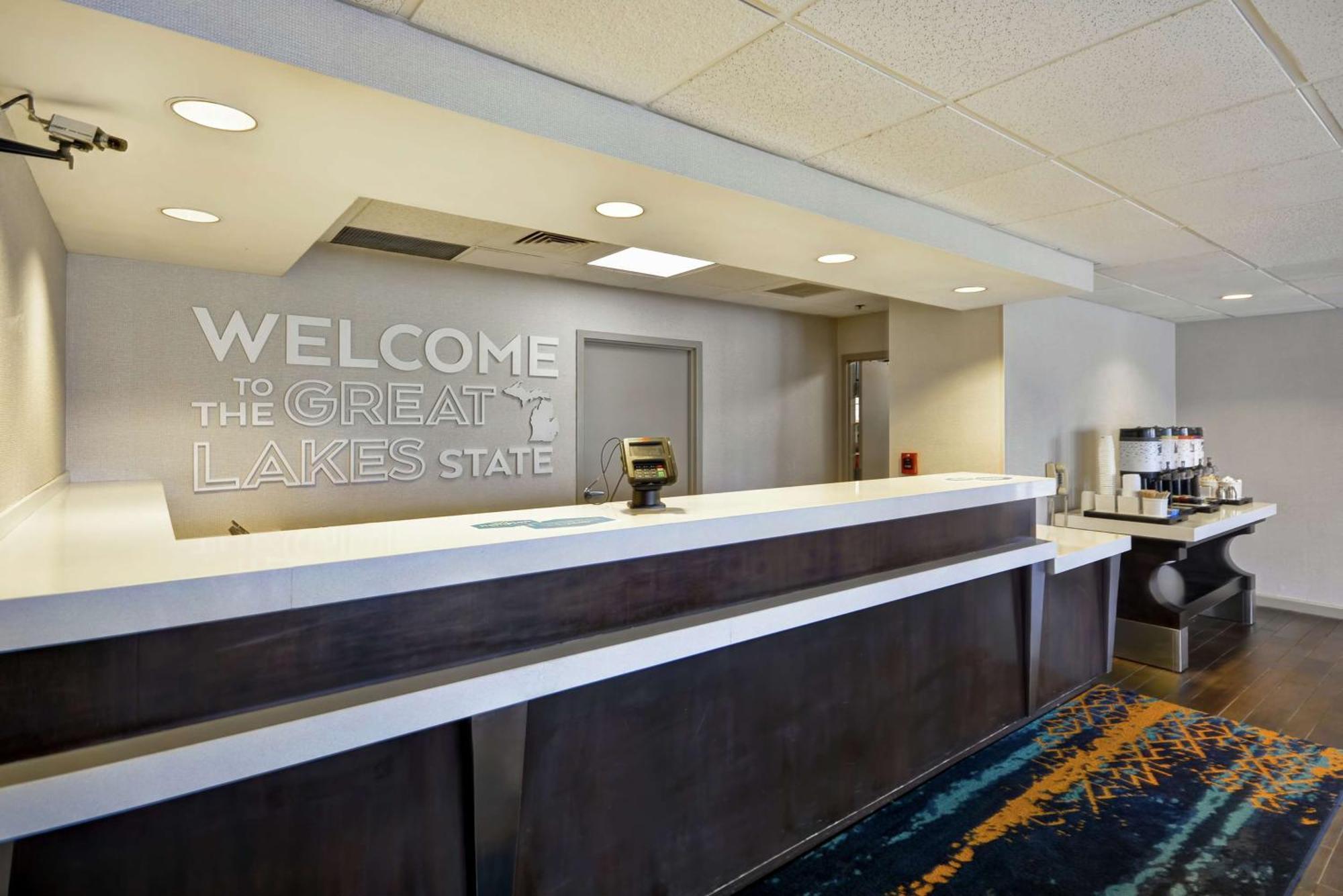 Hampton Inn Detroit Madison Heights South Troy Bagian luar foto